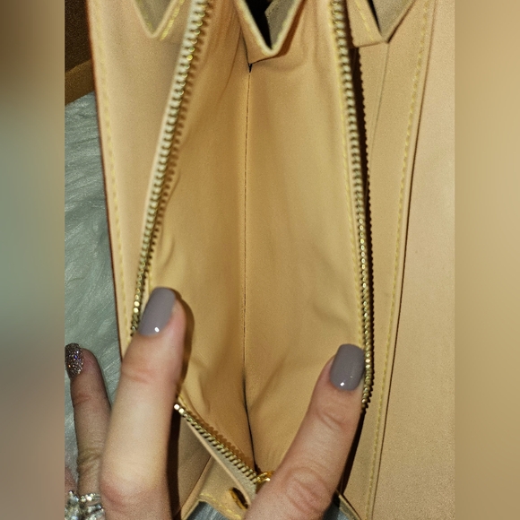 FOR @lolabunny254 ONLY 🌈 LV Murakami Wallet 🌈 - Picture 7 of 14